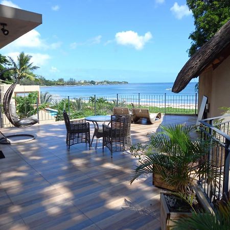 Beachfront Villa By M&H Tamarin Exteriör bild