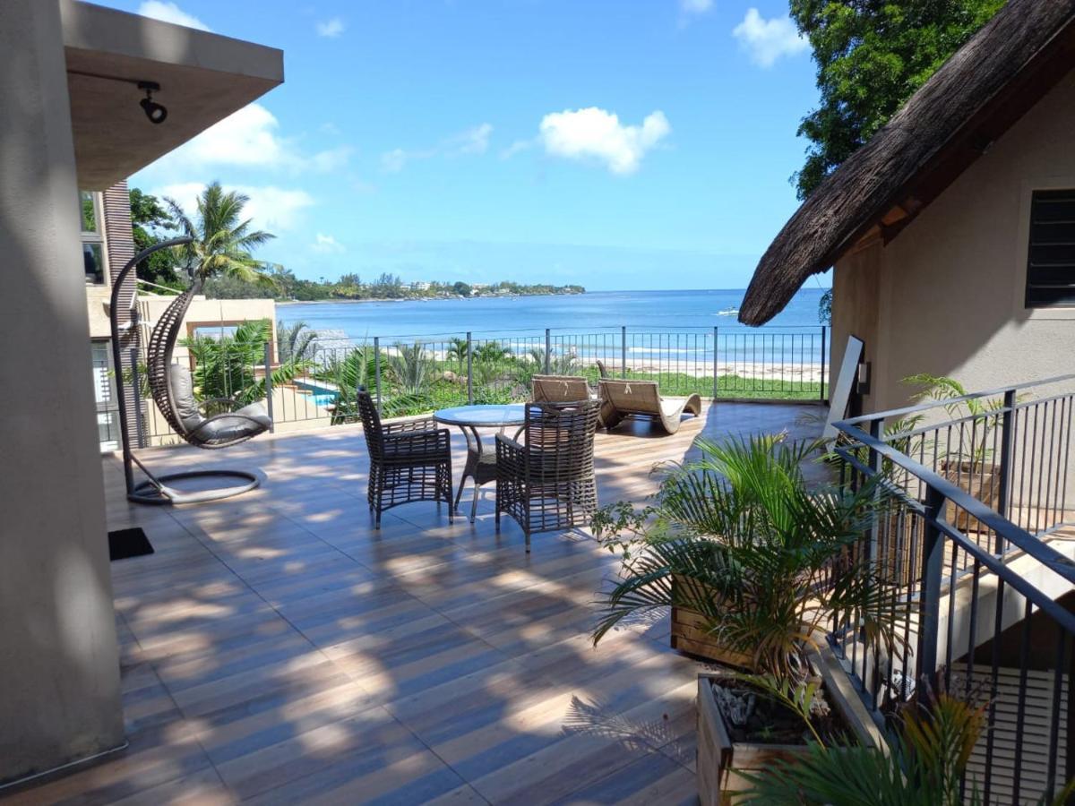 Beachfront Villa By M&H Tamarin Exteriör bild